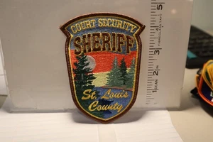 police patch  ST LOUIS COUNTY SHERIFF MINNESOTA COURT SECURITY - Picture 1 of 1