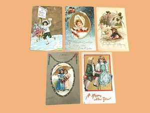 Schönes Lot von 5 antiken geprägten Postkarten Mädchen, Jungen, Blumen, Feiertage 1900’er - Bild 1 von 11