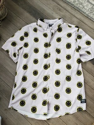 Wesc, Conservative Conspiracy, Smiley Face Button Down Top, Mens XL. - Image 1 of 4