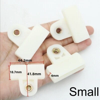 4xDoor Window Lift Glass Holder Support Clips Fastener For Nissan Murano Qashqai - Image 1 of 4