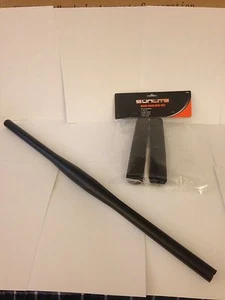 Manubrio per mountain bike NO salita 31,8 mm lega nero con 1 pr di impugnature in schiuma alla luce solare - Foto 1 di 2