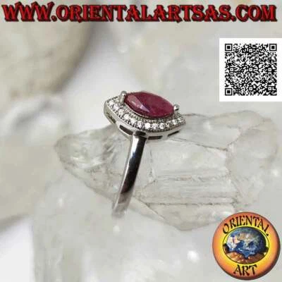 Anello in Argento 925‰ rubino naturale a navetta incastonato contornato da zirco - Immagine 1 di 3