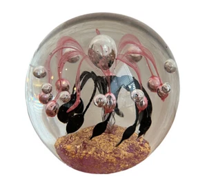DYNASTY GALLERY GLASS PAPERWEIGHT HEIRLOOM COLLECTION PAPERWEIGHT PINK / BLACK - Picture 1 of 11