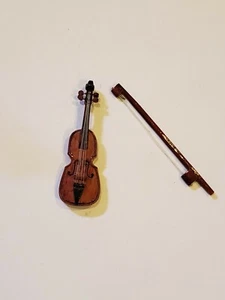 DOLLHOUSE MINIATURE ARTISAN Wooden VIOLIN AND BOW - Picture 1 of 6