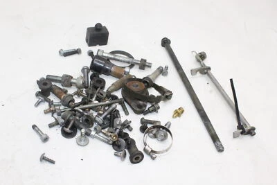 Motor Yamaha Yzf R6 2003-05 varios Tornillos Tornillos de motor de hardware OEM Foto 1 de 4