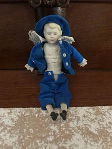 Vintage Biskuitporzellan & Stoff Puppe blonde Haare blaue Augen blau Outfit - Bild 1 von 6
