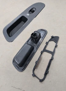Replacement Clips for Dodge Ram Rear Window Switch Bezel 06 - 08 1500 2500 3500 - Picture 1 of 5