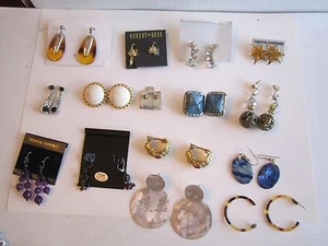 15 PAIRS OF EARRINGS - FASHION AND COSTUME JEWELRY - NICE - SEE PICS - BN-12 - Picture 1 of 5
