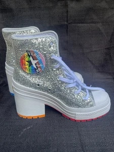 NEU Converse Chuck 70 de Luxe Absatz Hi Pride Stiefel silber Damengröße 6,5 A06028C - Bild 1 von 11