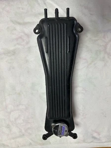 Subtanque radiador Ferrari 512TR - Imagen 1 de 5