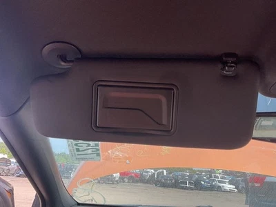 Driver Left Sun Visor Without Illuminated Fits 17-19 CRUZE 2039582 - Изображение 1 из 4