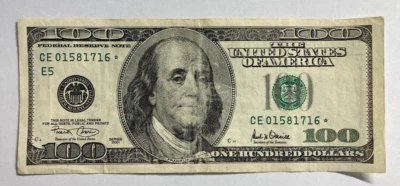 $100 Dollar Series 2001 Star Note CE 01581716* - Image 1 of 2