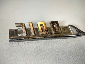 Chevrolet 3100 1956 camioneta guardabarros emblema izquierdo # 3726761 - Imagen 1 de 7