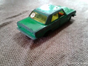 Siku1970-74 Audi 100 V308 Notarzt Glas gelb Innen gelb Lenkrad rot 1:60 - Bild 1 von 5