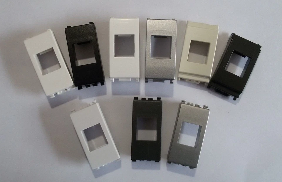 vimar adattatore compatibile per frutti keystone rj45, rj11 tutte le serie