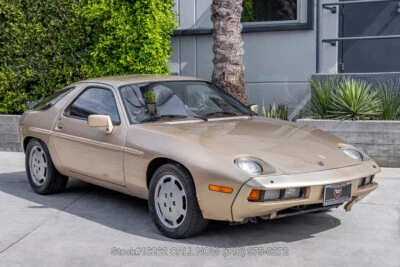 Porsche 928 1983  Foto 1 de 4