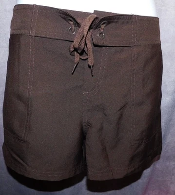 Pantalones Cortos Preppy Croft & Barrow Marrón Con Cintura Atada Foto 1 de 4