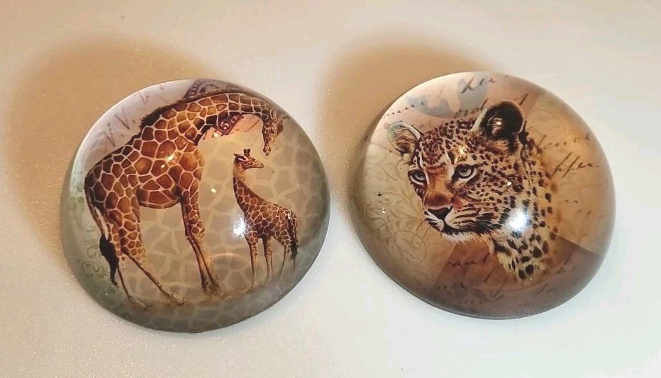 Lote de 2 PISAPAPELES de Vidrio Vintage Jirafa Mamá con Fondo de Fieltro 3"d Bebé y Tigre Foto 1 de 4