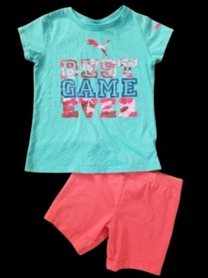 * Top de manga corta azul PUMA con pantalones cortos de bicicleta rosa para niñas talla 5 Foto 1 de 4