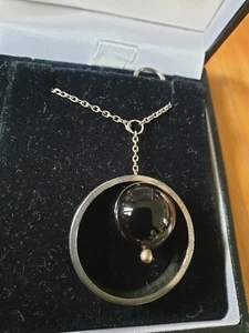 VINTAGE 925 SILVER SIGNED   KINETIC BLACK BEAD PENDANT NECKLACE 19 INCH CHAIN - Picture 1 of 14