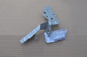 Genuine BMW E46 3 Series 01-06 Right Side Panel Fender Bracket 41148209102 OEM - Picture 1 of 5
