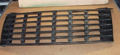 Parrilla delantera de gas para Chrysler PT Cruiser '02 27784 ORH78TRMAE Parrilla Foto 1 de 4