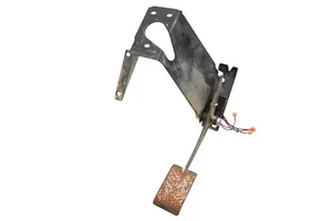 18 Club Car Carryall 1700 Accelerator Pedal - Picture 1 of 3