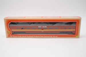 IHC HO Scale Rock Island #208 Passenger Coach Car Premier Series Model Train - Picture 1 of 3