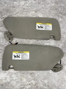 2001-2007 Dodge Grand Caravan Chrysler Town & Country Sun Visor Set Tan - Picture 1 of 18