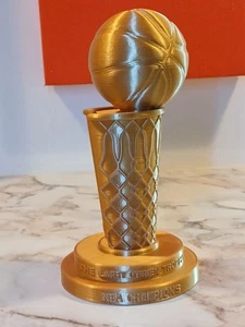 Larry O'Brien NBA Championship Trophy, 2025 - Imagen 1 de 6