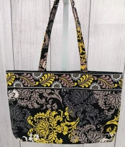 Vera Bradley Woman's Large Quilted Handbag SH - Picture 1 of 6
