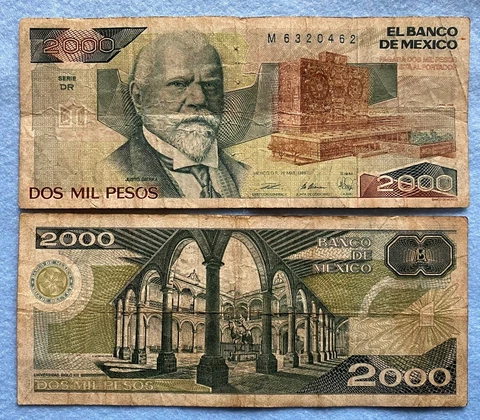 ONE CIRCULATED Mexico Banknote 2000 Pesos Paper Money Mexican bills 2 Mil Pesos Cover