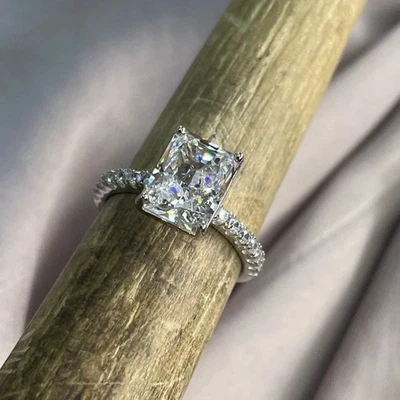 3.20 Ct Radiant Cut Lab Grown Certified F VS1 Diamond Ring Solid 950 Platinum - Image 1 of 4