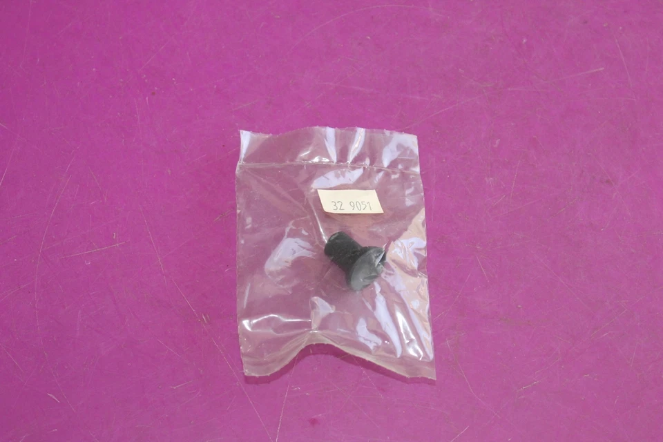 Copo rotativo de substituição NOS. Parte 9051. Veja a foto. - Imagem 1 de 1