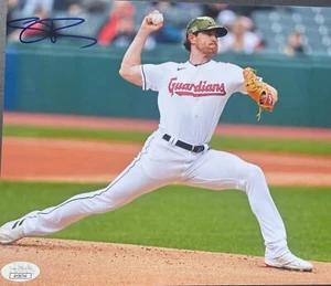 Shane Bieber Signed Autographed Cleveland Guardians Indians 8x10 Photo JSA Coa - Picture 1 of 2