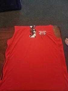 Clothing Singlet Style With Hood Chicago Bulls Zipway Medium Used - Picture 1 of 10