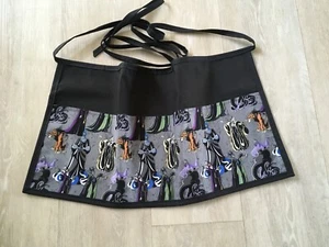 Evil Princesses 3 Pockets Waitress Waist  Apron Restaurant Server Dark Janet’s - Picture 1 of 6