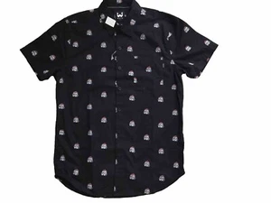 New! WXYZ Short Sleeve Button Up Black & White Santa Skull Graphic Man’s Shirt-M - Picture 1 of 4
