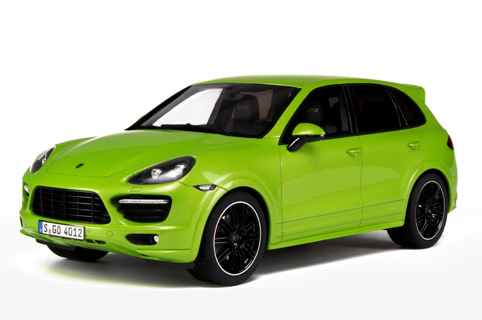 1/18 PORSCHE CAYENNE GTS 2013 GT-SPIRIT GT020A - Immagine 1 di 1