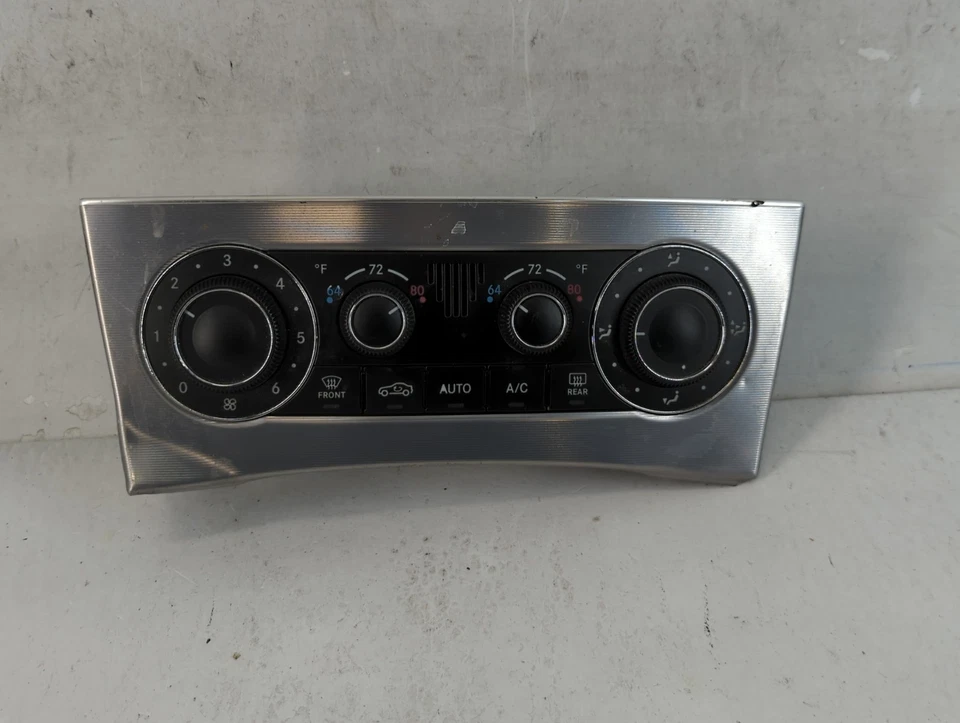 Mercedes-Benz C230 2006-2007 calefacción climatización A 203 830 37 85 DN5L5 Foto 1 de 4