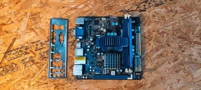 AsRock E350M1 MiniITX Mainboard | Embedded AMD CPU Mainboard - Bild 1 von 4