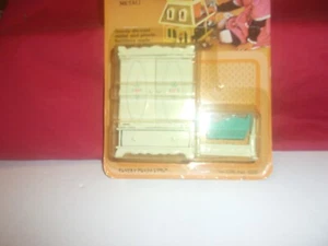 The littles Vintage 1980 Metal Doll House bedroom Furniture armoir & cradle - Picture 1 of 1