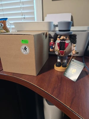 ERZGEBIRG RICHARD GLÄSSER NUTCRACKER 7.5” MEN W/ POCKET WATCH WOODS CHRISTMAS  - Image 1 of 4