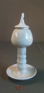 Very Fine Korean BaekJa White Porcelain Lamp Vase with Lid - Picture 1 of 12