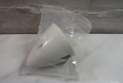 NOS NIP MiniCRAFT White Nose Cone R/C Model Airplane 64cm (2.5") - image 1 of 4