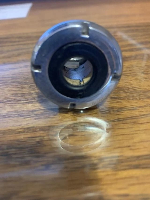 Bisel de antena eléctrica Cadillac Seville 1976-1979 PN#1612454 Foto 1 de 4