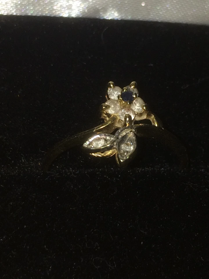 Anillo Flor Vintage Oro Amarillo 14k/14ct Sello con Piedras Circonita Talla K Foto 1 de 4