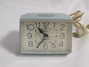 Vintage Westclox Bold II Dialite Electric Alarm Clock Model 22286 PARTS/ REPAIR - Picture 1 of 9