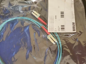 Paquete de 2 R&M Fibra LC a LC Dúplex 5 Metros OM3 10G - Imagen 1 de 4