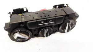 Volkswagen Jetta 2013 Climate Control Panel (heater control switch #2025613-77 - Bild 1 von 9